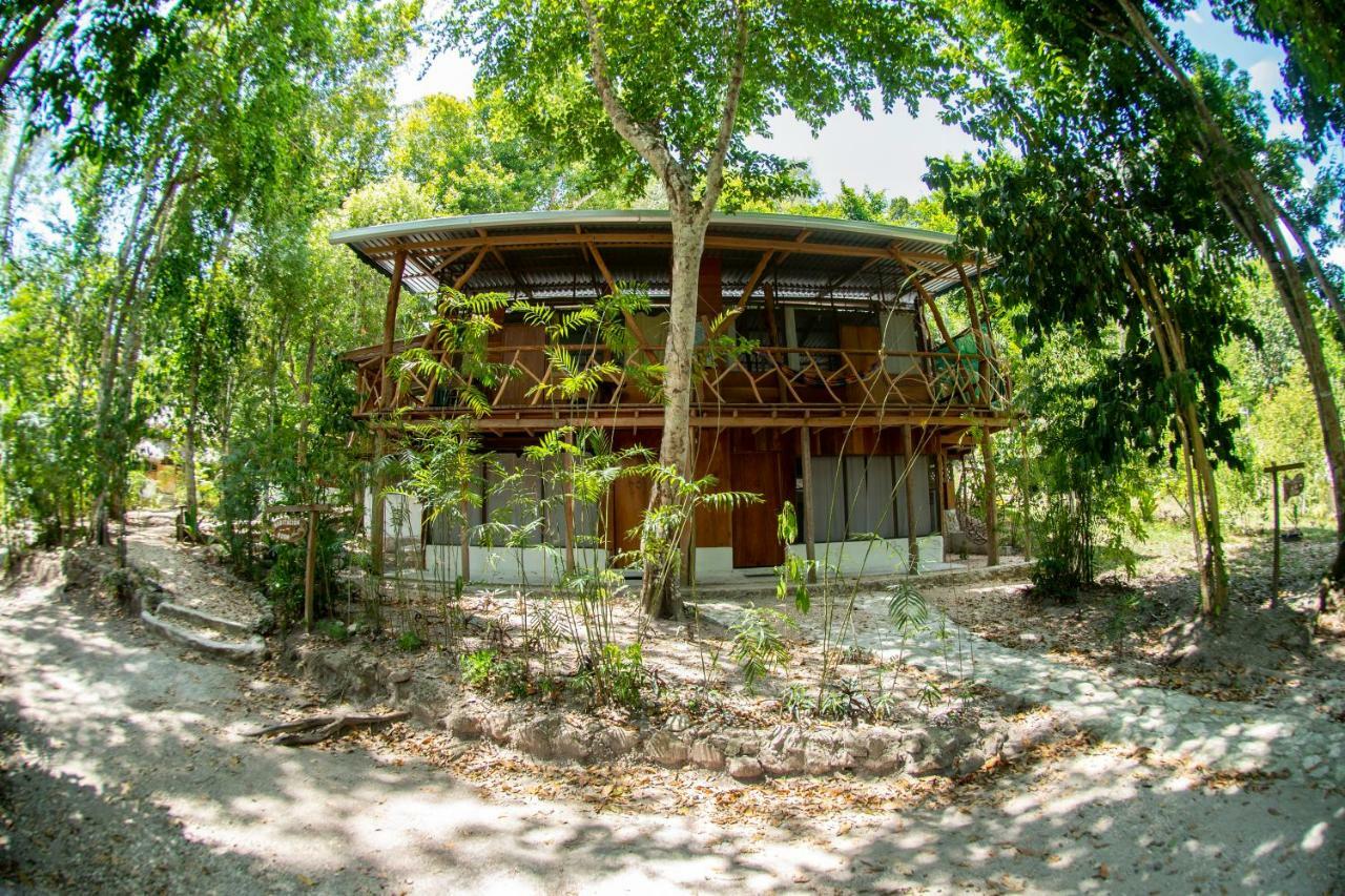 Ecolodge El Sombrero Laguna Yaxha Exterior photo